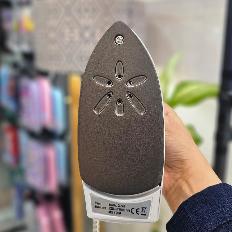 اتو بخار مسافرتی دسته تاشو CL-2588